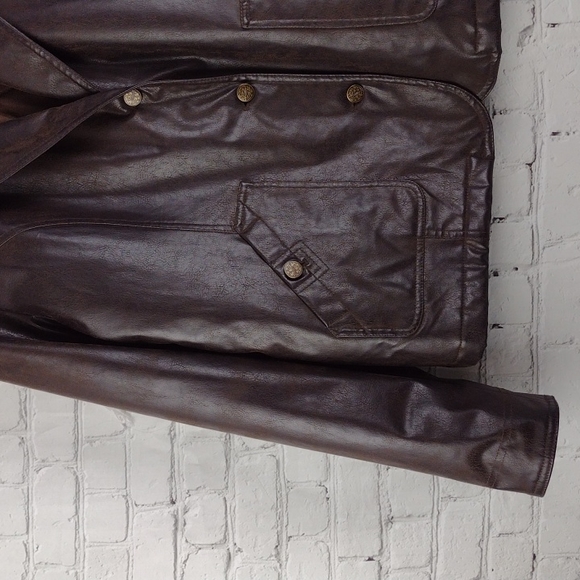 Sold Maurices Faux Leather Jacket XXL Button - Picture 3 of 10